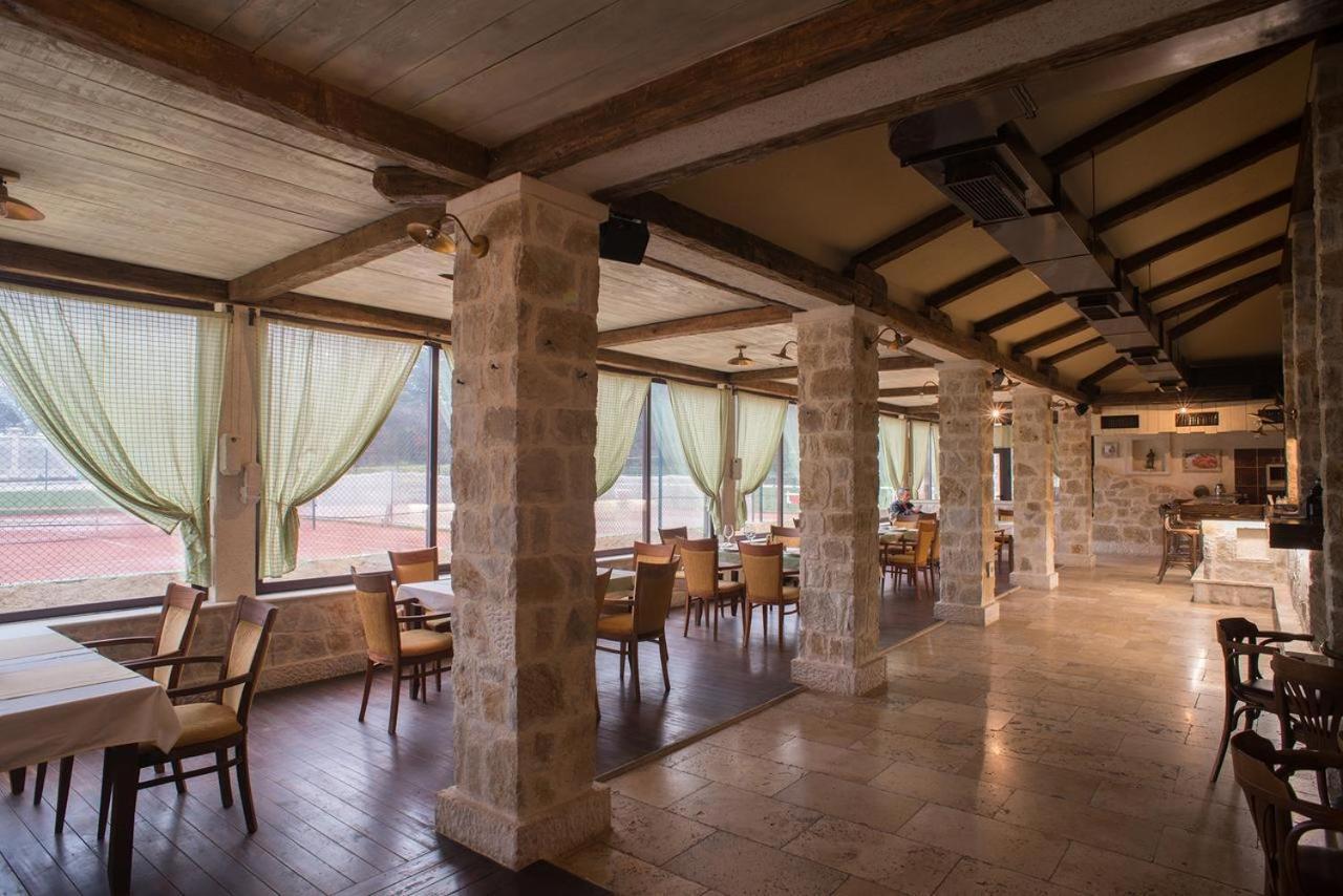 Hotel Trim Nikšić Zewnętrze zdjęcie