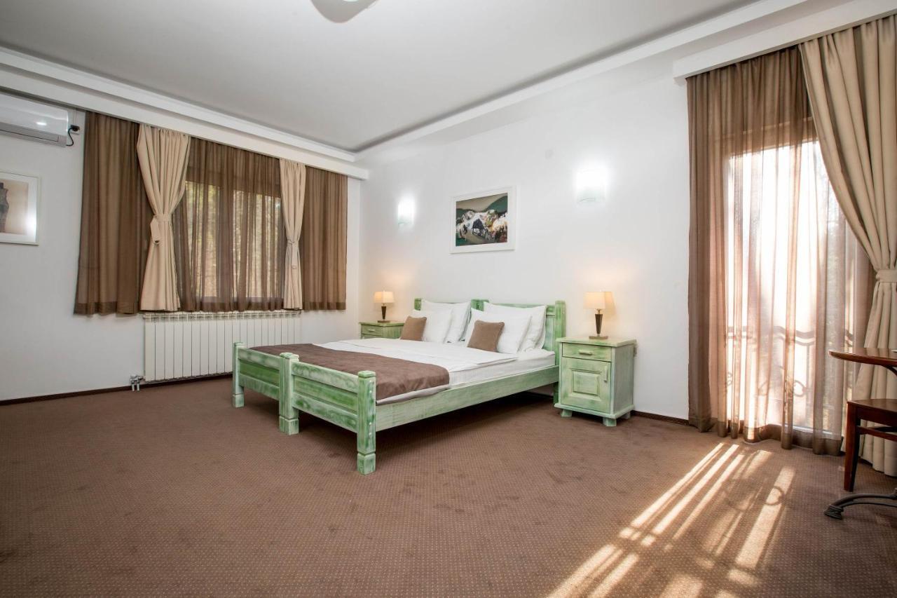 Hotel Trim Nikšić Zewnętrze zdjęcie